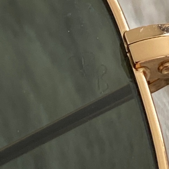 Authentic Ray Ban Aviator Sunglasses Gold - Picture 5 of 10